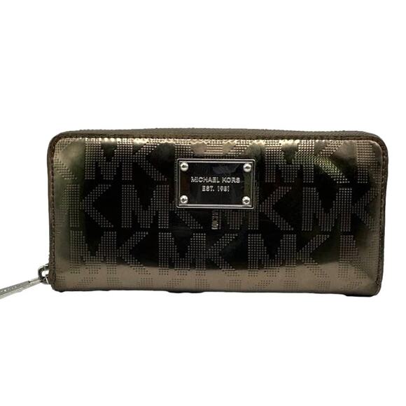 MICHAEL KORS Metallic Silver Signature Wallet - Picture 1 of 10